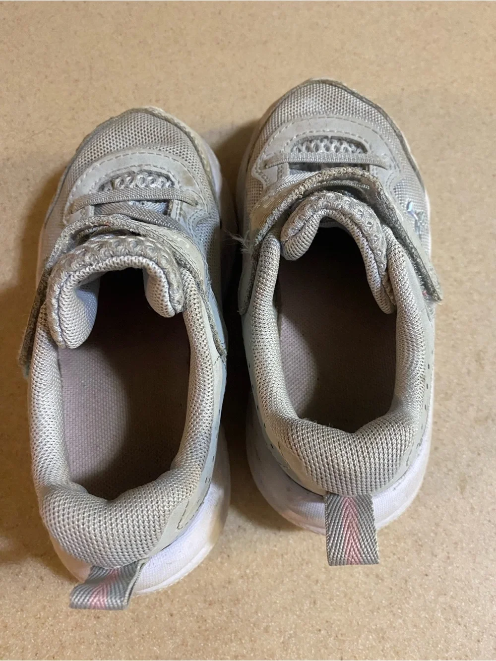 Under Armour Kids Light Gray Hook-and-Loop Athletic Sneakers